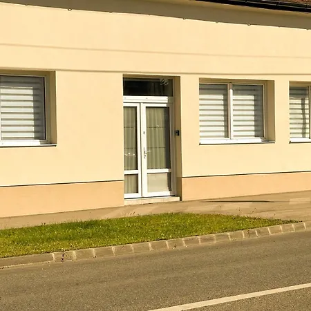 Vibe S32 Apartman,ac,free Parking * Székesfehérvár