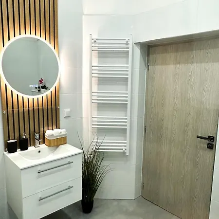 Vibe S32 Apartman,ac,free Parking Székesfehérvár