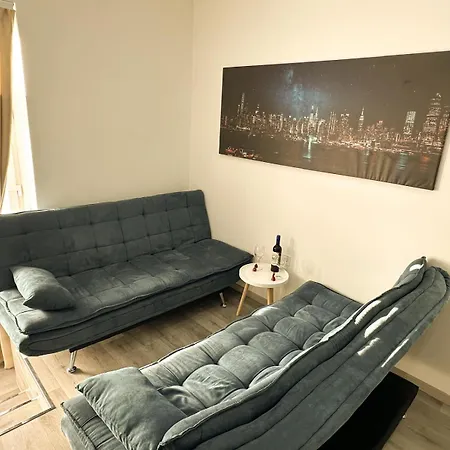 Vibe S32 Apartman,ac,free Parking Apartmán *
