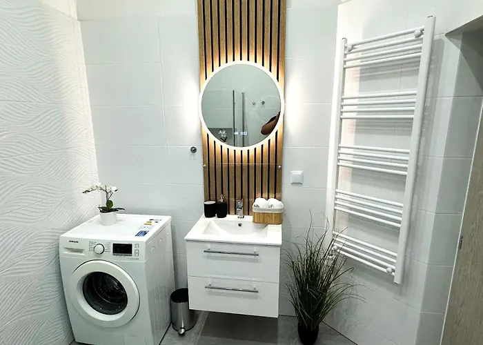 Vibe S32 Apartman,ac,free Parking * Székesfehérvár