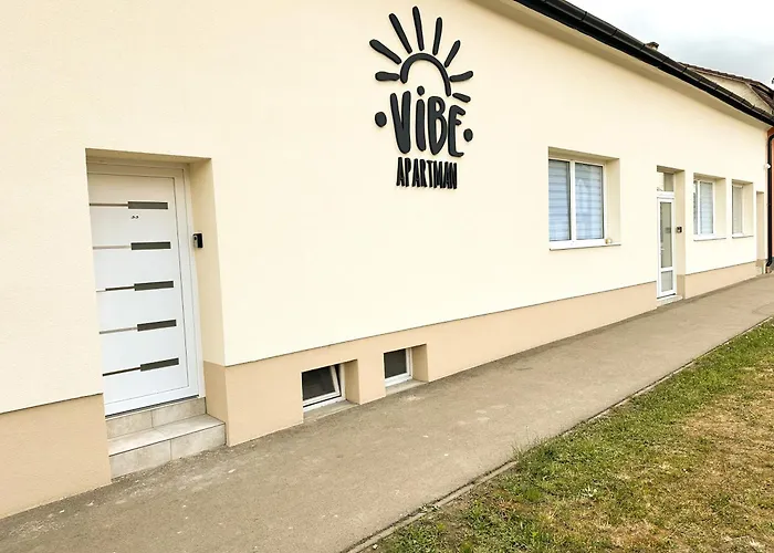 شقة Vibe S32 Apartman,ac,free Parking Székesfehérvár