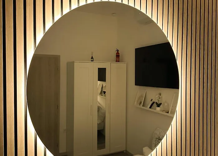 Vibe S32 Apartman,ac,free Parking * Székesfehérvár